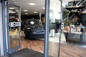 ingang showroom Mobility Group Haaker Amsterdam