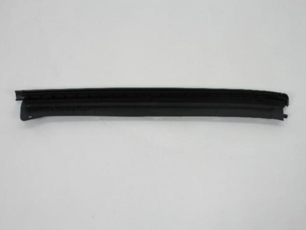 Jeep Commander Windshield Molding, Right