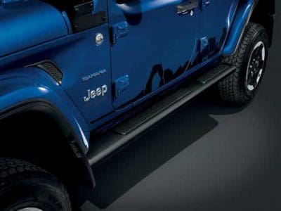 Jeep Wrangler JL Black tube steps 4 doors